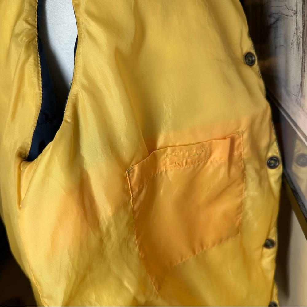 Retro Western 70s Navy Snap Front Puffer Vest w/Yellow Lining and Sherpa Colar - Picture 7 of 9